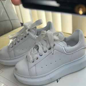 #alexandermcqueen Kids sneakers. my daughter ate the front of these up :(